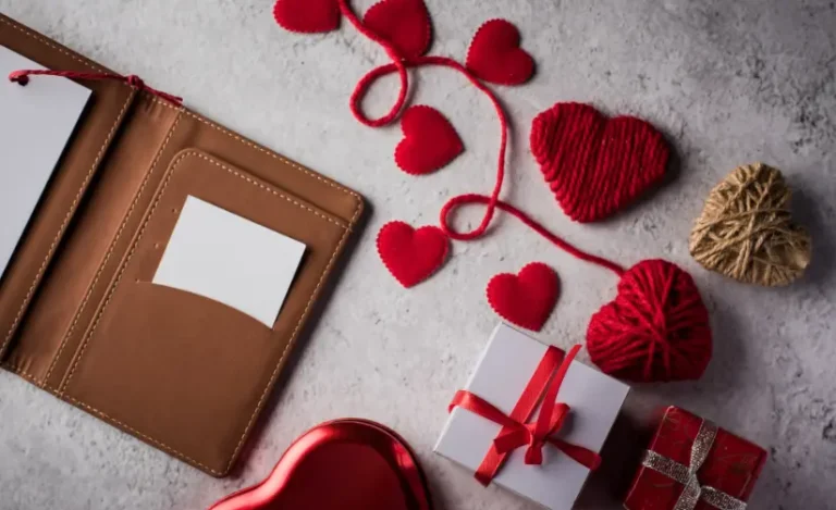 The Appeal and Uniqueness of Leather in Personalised Gifts